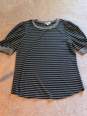 nine britton Black & White Striped Short-Sleeve Top